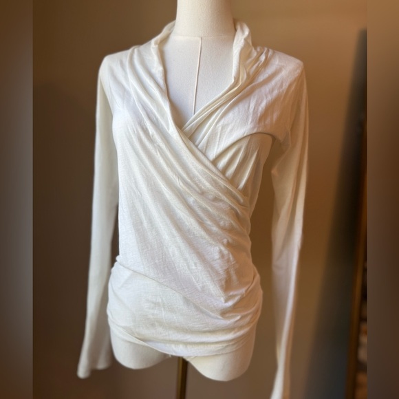 Velvet by Graham and Spencer Blouse - Picture 1 of 3